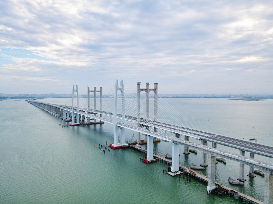 福廈高鐵泉州灣跨海大橋。中交二航局供圖