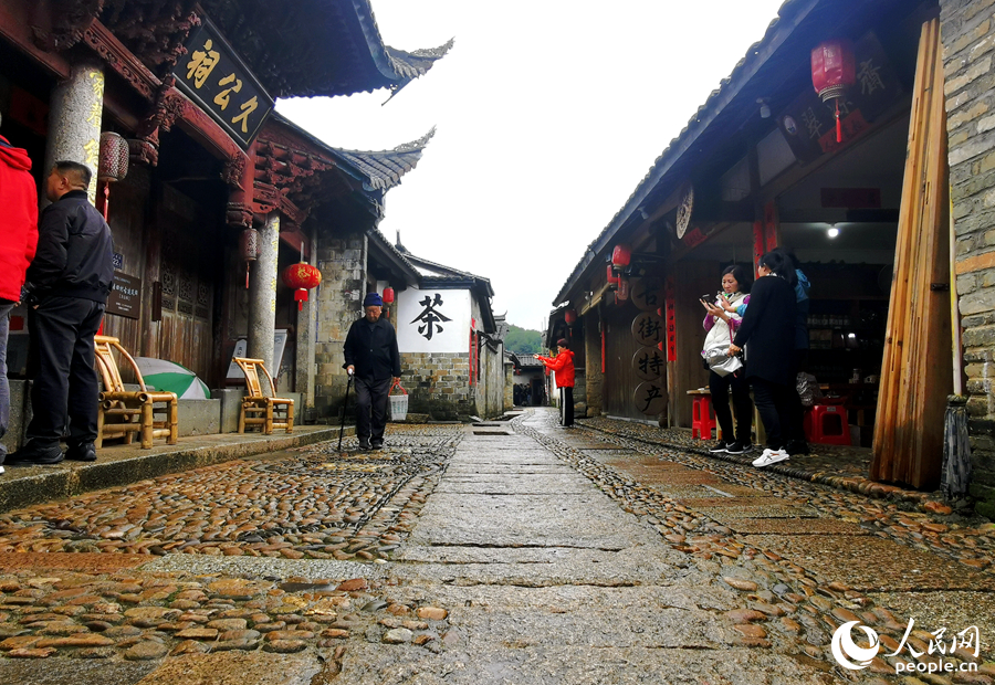 雨后的培田村街景。人民網(wǎng) 林曉麗攝