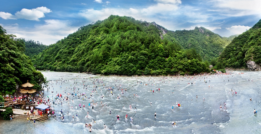 本次大會舉辦地寧德屏南白水洋·鴛鴦溪旅游區(qū)。寧德市委宣傳部供圖