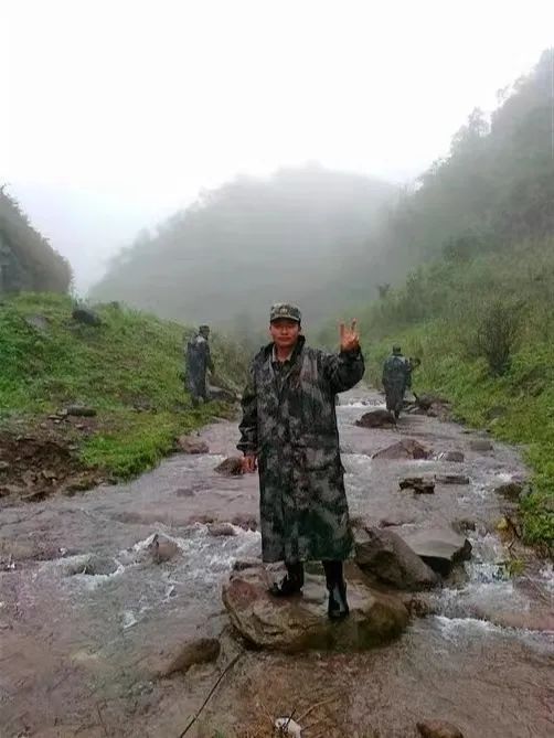 服役時的楊和國。武警福建總隊機動支隊供圖